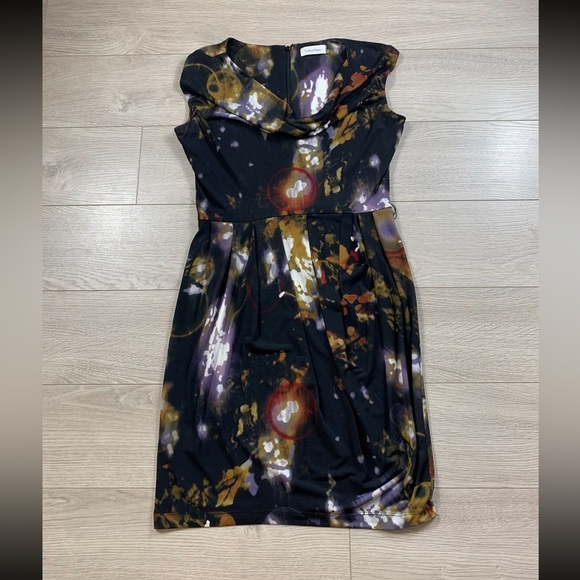 Calvin Klein Multicolour Printed Cowl Neck Knee Length Sleeveless Dress - Picture 8 of 9